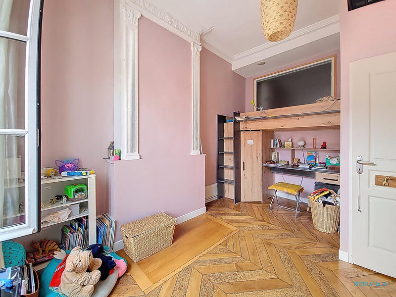 Appartement - 80 m² - 4 pièces