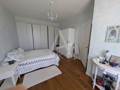 Maison de maîtres - 280 m² - 8 pièces