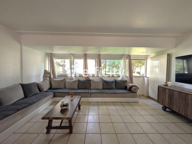 Maison - 105 m² - 6 pièces