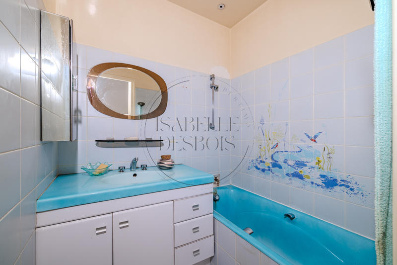 Maison - 178 m² - 6 pièces