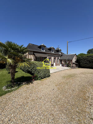 Maison ancienne - 325 m² - 8 pièces