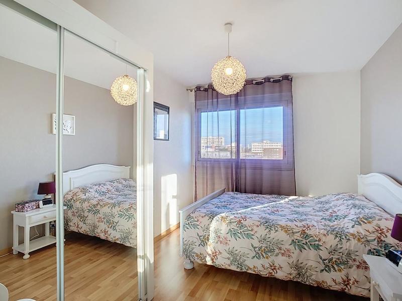 Appartement - 80 m² - 4 pièces