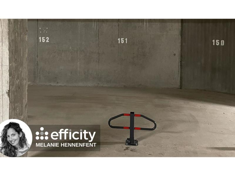 Parking / Garage - 75 m²