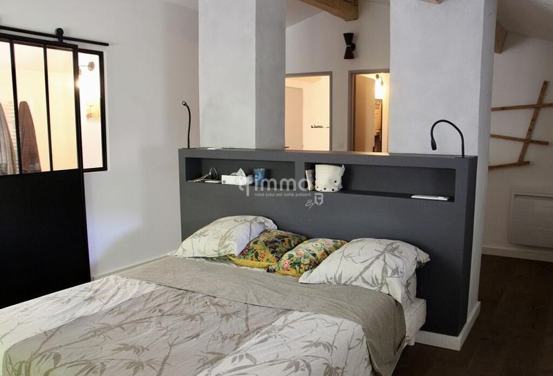 Maison - 212 m² - 6 pièces