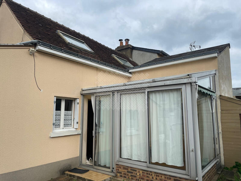 Maison - 76 m² - 6 pièces