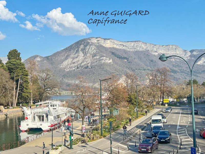 Appartement ancien - 92 m² - 4 pièces