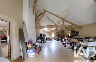 Maison - 284 m² - 6 pièces