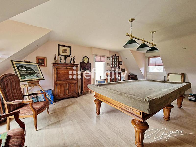 Pavillon - 165 m² - 6 pièces