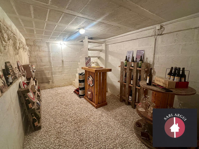 Maison - 111 m² - 6 pièces