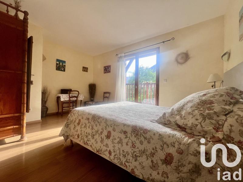 Maison - 274 m² - 10 pièces