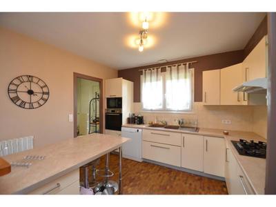 Maison - 86 m² - 4 pièces