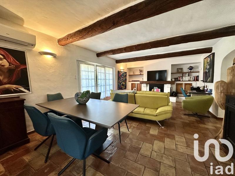 Appartement - 99 m² - 4 pièces