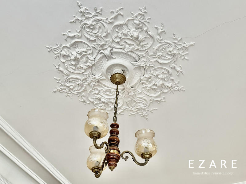 Maison - 225 m² - 6 pièces