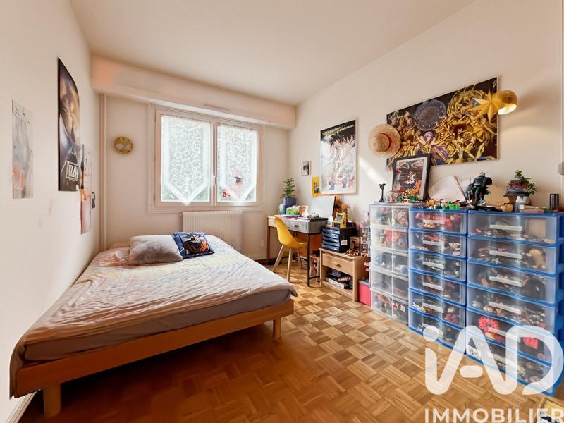 Appartement - 100 m² - 4 pièces