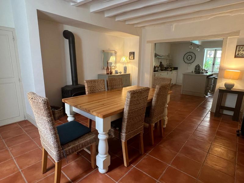 Maison - 200 m² - 5 pièces