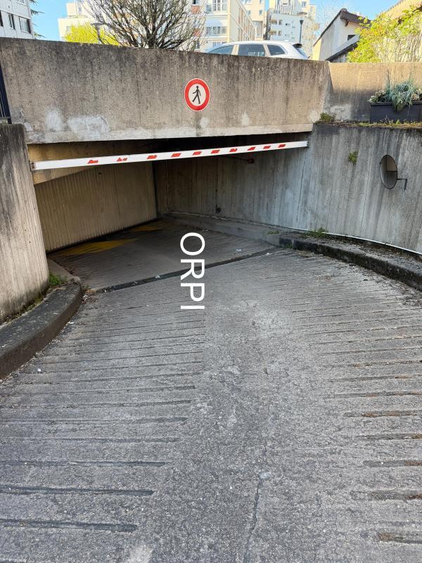 Appartement - 88 m² - 5 pièces