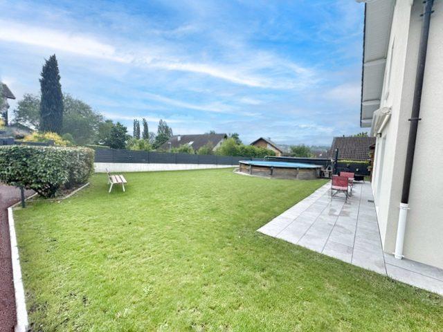 Maison - 161 m² - 6 pièces