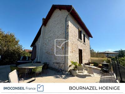 Maison - 200 m² - 8 pièces