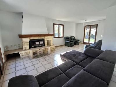 Maison - 102 m² - 4 pièces