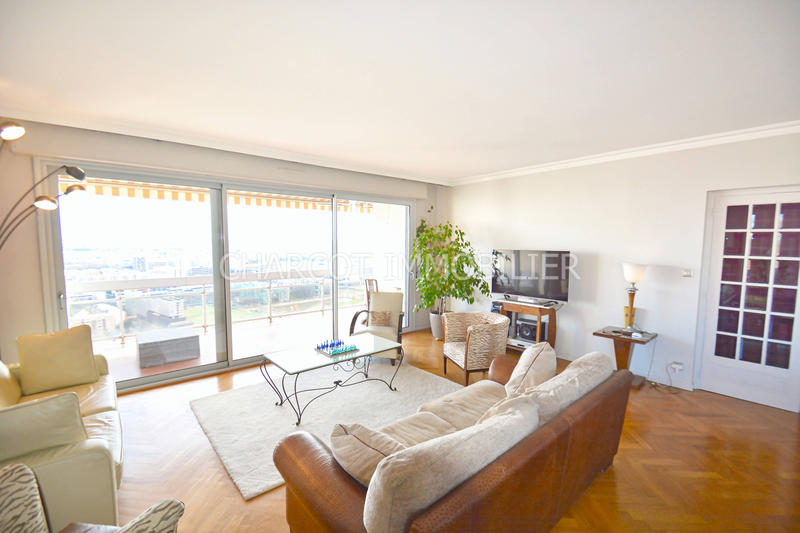 Appartement - 137 m² - 5 pièces