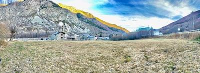 Terrain constructible - 4 645 m²