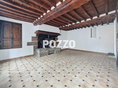 Maison - 85 m² - 5 pièces