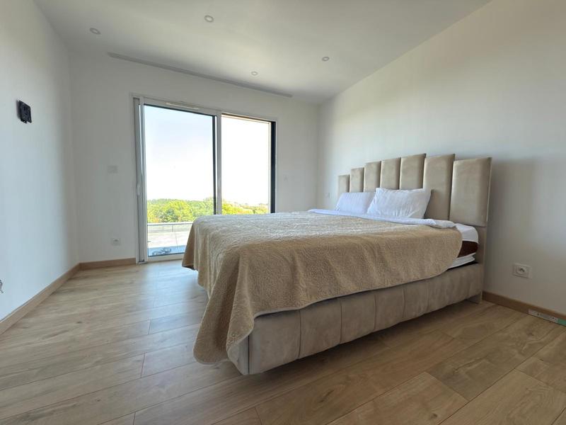 Villa - 146 m² - 6 pièces