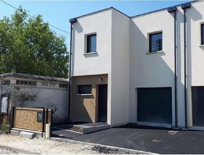 Chambre - 14 m² - 1 pièce