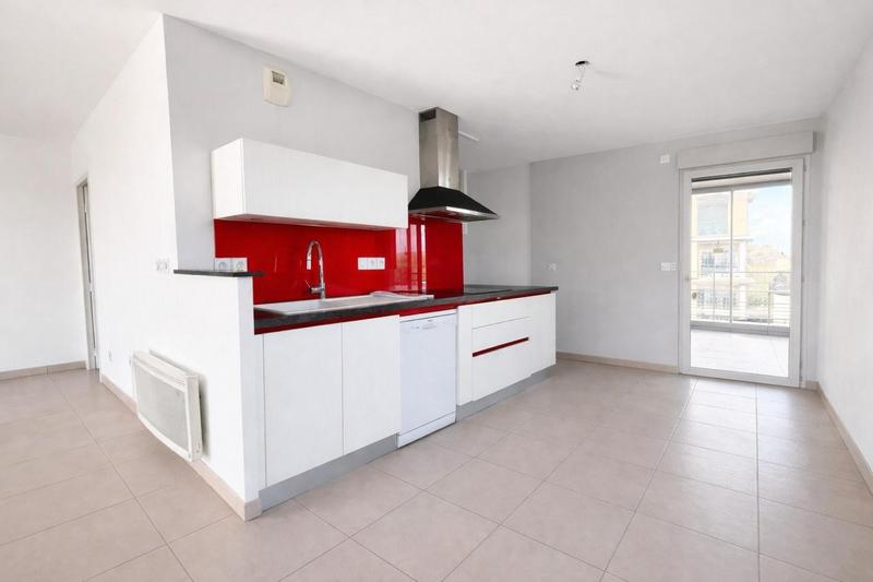 Appartement - 100 m² - 4 pièces