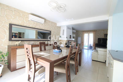 Maison - 123 m² - 6 pièces