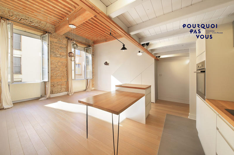 Appartement - 81 m² - 3 pièces