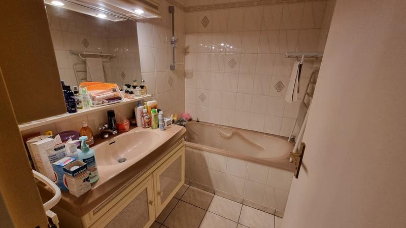 Appartement - 95 m² - 4 pièces