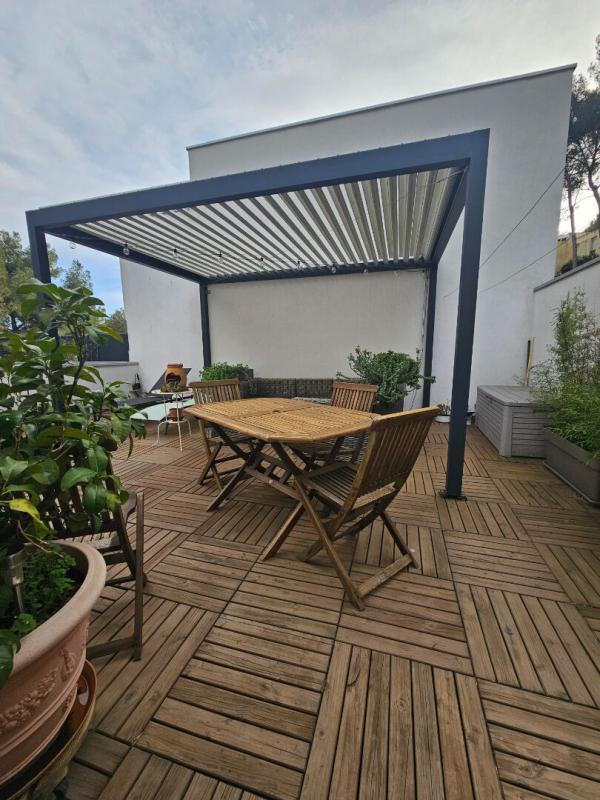 Appartement - 110 m² - 6 pièces