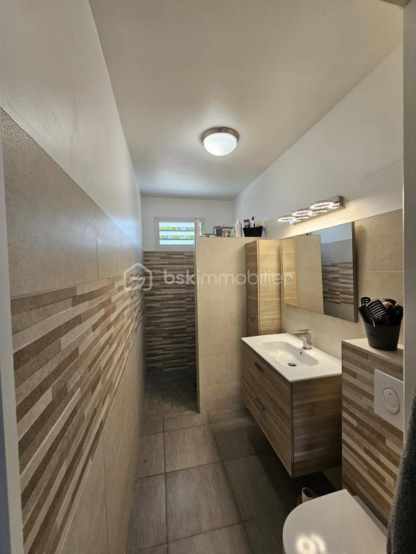 Maison - 177 m² - 7 pièces