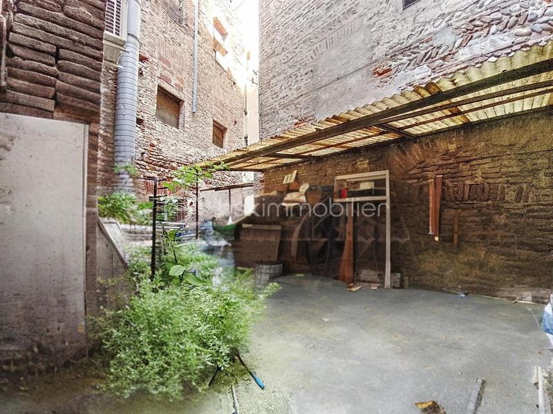 Immeuble - 211 m² - 6 pièces