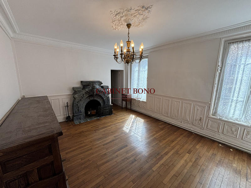 Maison ancienne - 242 m² - 10 pièces