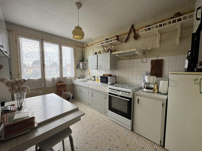 Maison - 90 m² - 4 pièces