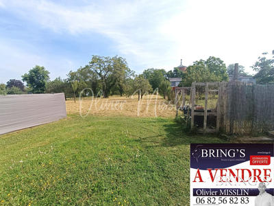 Terrain - 683 m²