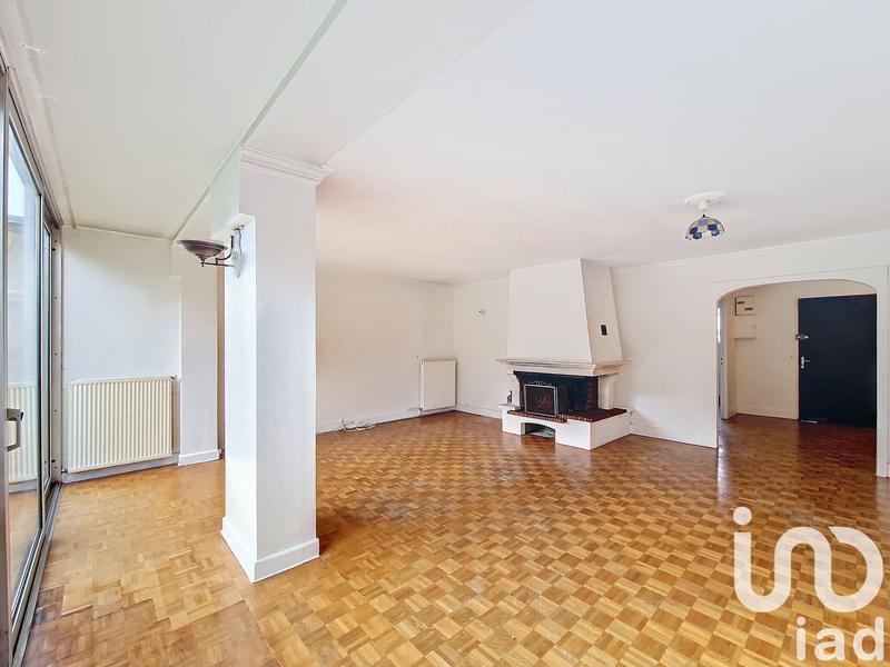 Appartement - 136 m² - 6 pièces