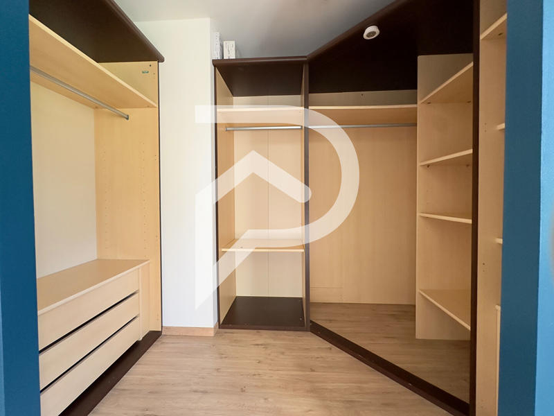 Maison - 156 m² - 6 pièces