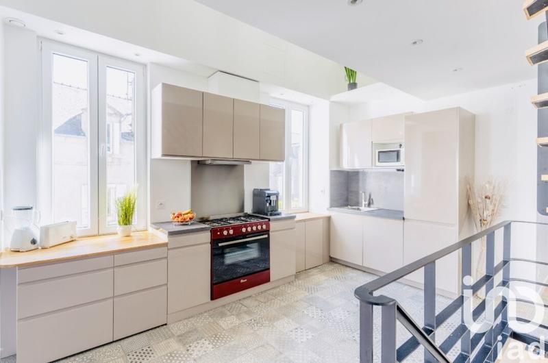 Maison de ville - 197 m² - 8 pièces