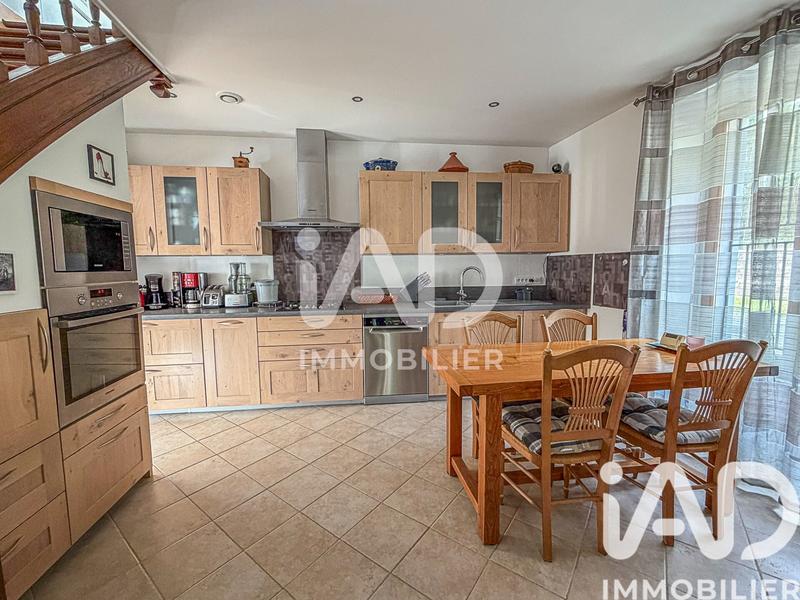 Maison - 97 m² - 3 pièces