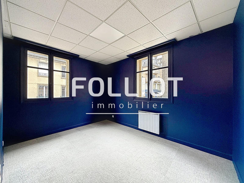 Local commercial - 120 m² - 6 pièces