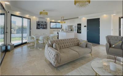 Maison - 132 m² - 4 pièces