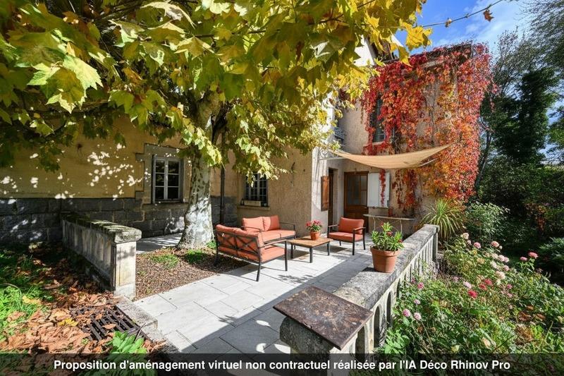 Propriété - 292 m² - 7 pièces