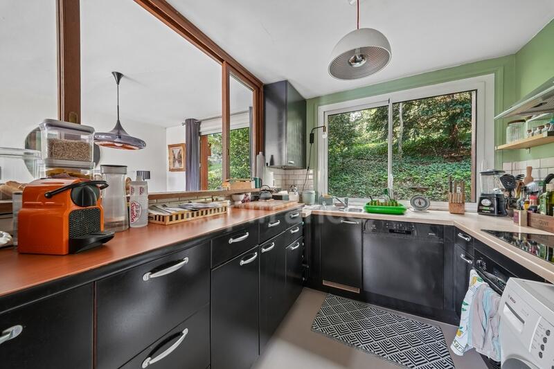 Appartement - 115 m² - 6 pièces