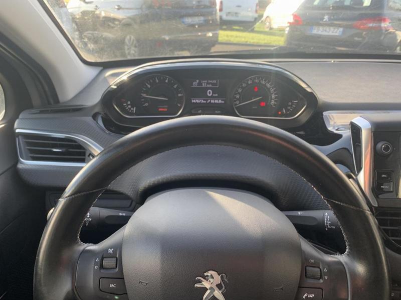 Peugeot 208 1.2 Puretech 82 Allure