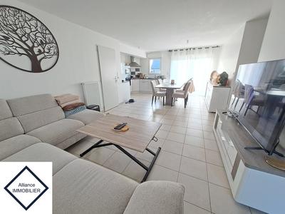 Maison - 80 m² - 5 pièces