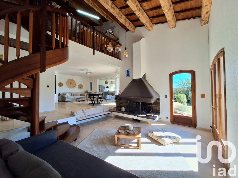 Maison - 134 m² - 5 pièces