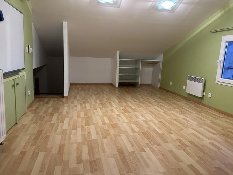 Maison traditionnelle - 123 m² - 6 pièces